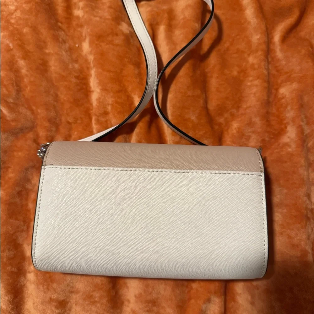Kate Spade Tan and White Crossbody Bag - Picture 3 of 11